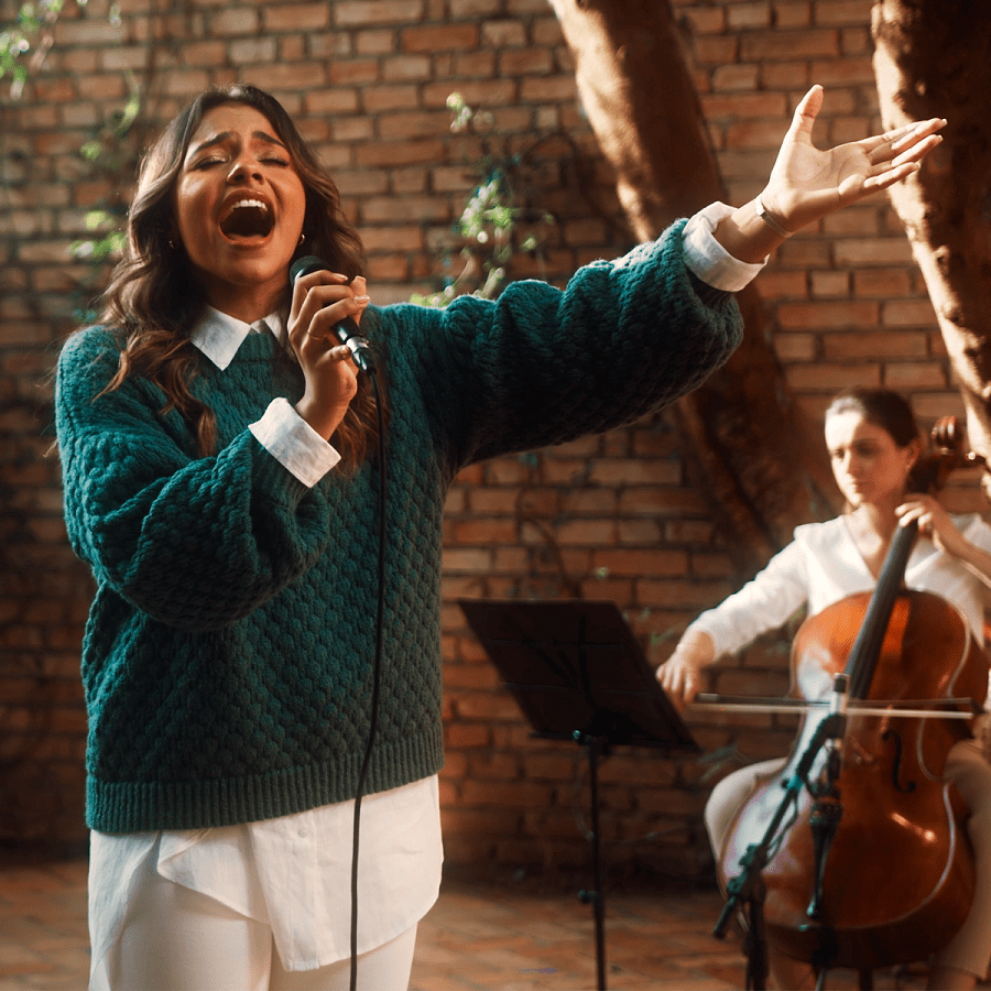 Em Fervente Oração ganha releitura na voz de Julia Vitória Exibir Gospel